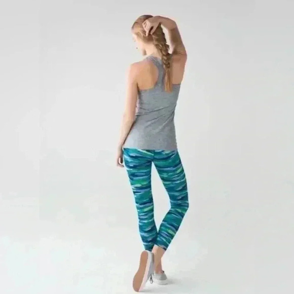 Lululemon Soul Cycle wunder under high rise crop leggings blue and green - Picture 7 of 7